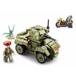 SMALL ENGLISH ARMORED VEHICLE M38-B0710